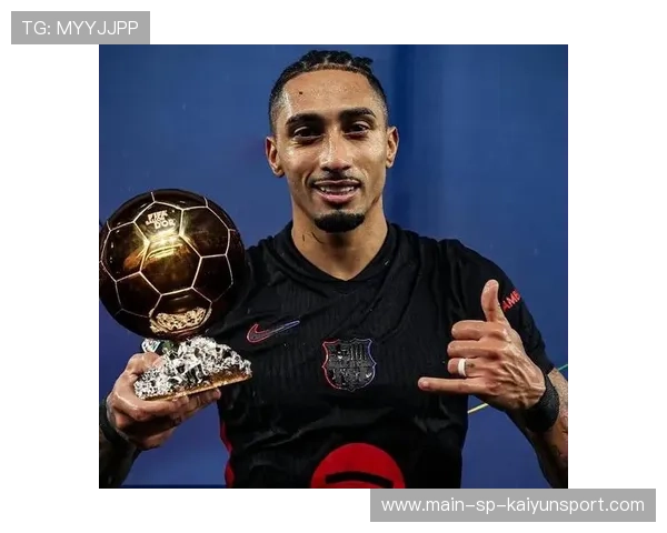 巴萨水货逆袭传奇，金球奖荣誉加身，巴萨进球奖金