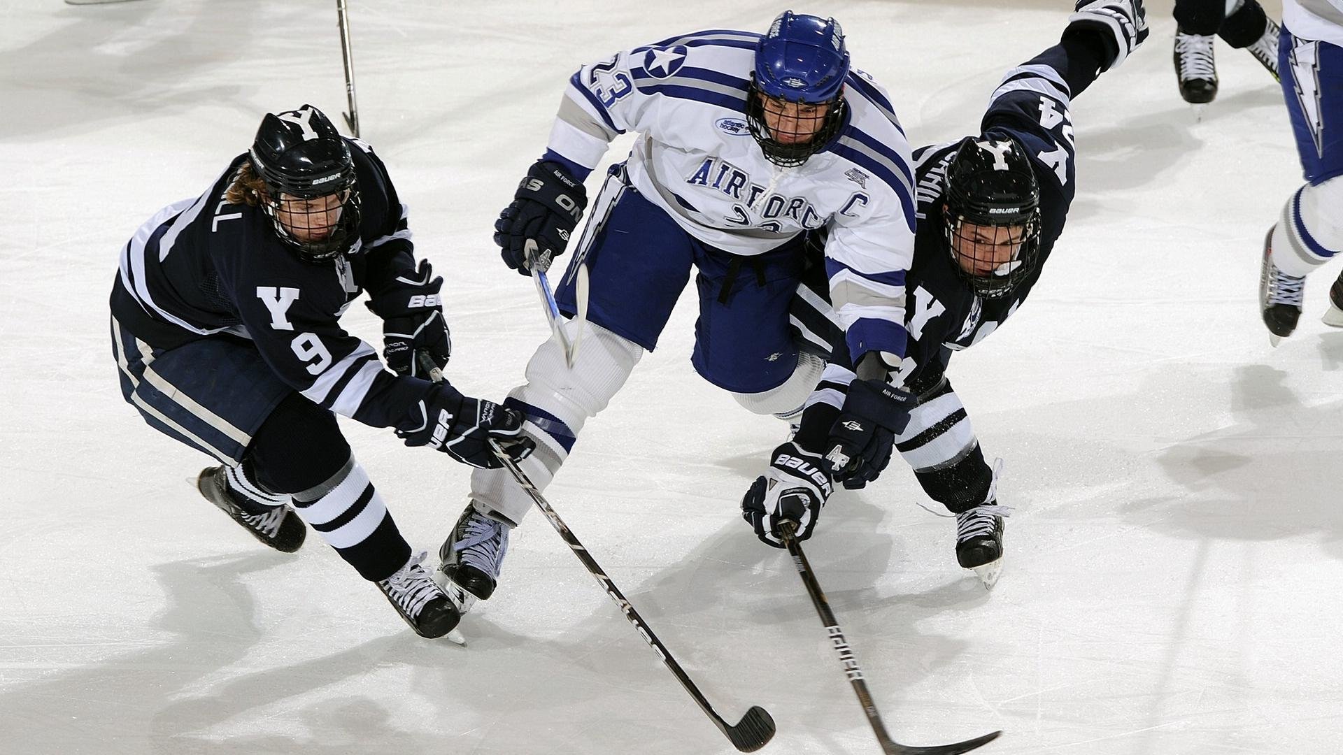 热刺主场击败桑德兰，霸占积分榜，热刺3-3